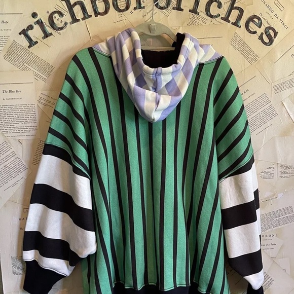 Free People Sprint To The Finish Printed Hoodie Ribbed Hem Pockets Green Multi - Picture 6 of 6